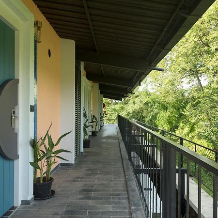 East India House Hotel Gorai Exterior photo