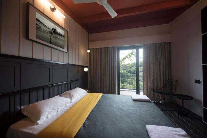 East India House Hotel Gorai Exterior photo